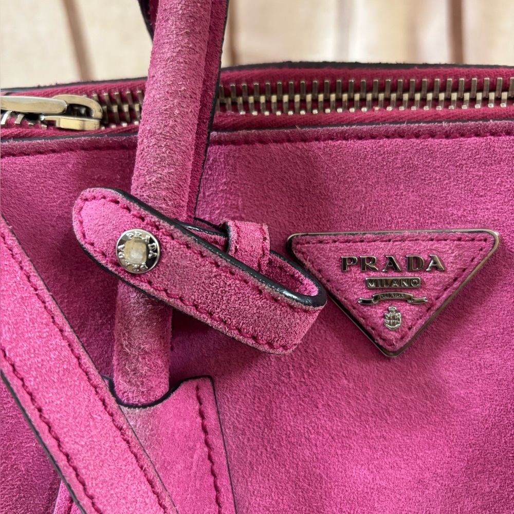 🆕 Prada Milano two way Suede Tote Bag👜 - Picture 5 of 12
